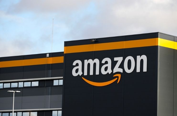 Amazon (AMZO34) vai contratar mais de 100 mil funcionários neste ano