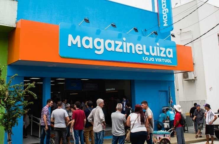 Ações da Magazine Luiza (MGLU3) ultrapassam R$ 100 em véspera de desdobramento
